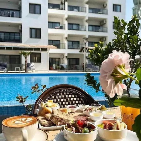 Caesar Resort, With Balcony *