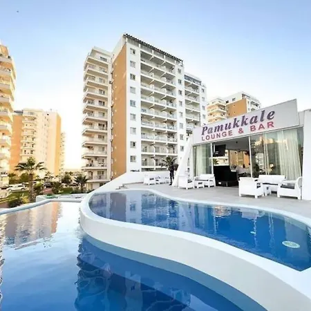 Caesar Resort, With Balcony Appartamento Trikomo